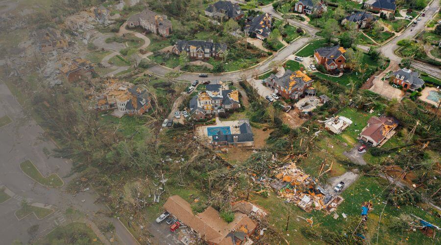 Why choose water damage restoration service for commercial water damage restoration in Plymouth